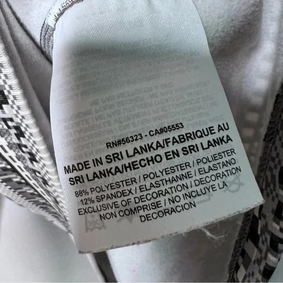 Nike Pro Dri Fit Warm 8 Bit 1/2 Zip Training Pullover Size Medium - Picture 9 of 9